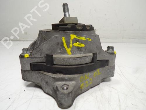 Used Engine mount BMW 1 (F20) 118 d (150 hp) 15839385