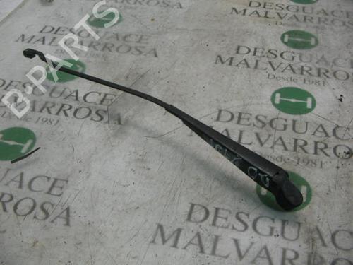 Used Front windshield wiper arm Front windshield wiper arm 3789706 3789706