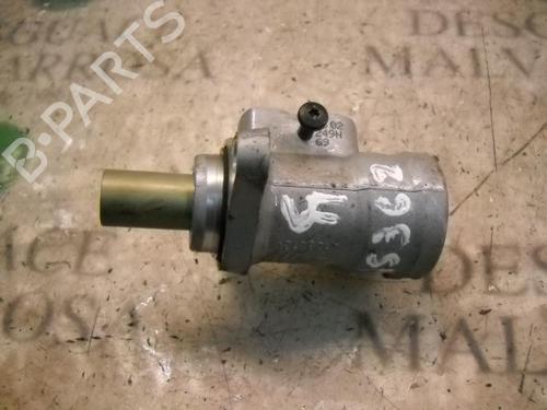 Used Brake master cylinder FORD FUSION (JU_) 1.4 TDCi (68 hp) 3741295