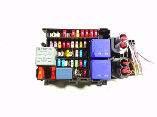 Used Fuse box Fuse box RENAULT MEGANE III Hatchback (BZ0/1_, B3_) 1.5 dCi (BZ0C) (90 hp) 8630059 8630059