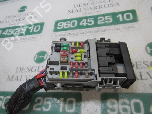 Used Fuse box Fuse box OPEL INSIGNIA A (G09) 2.0 CDTI (68) (160 hp) 3867672 3867672