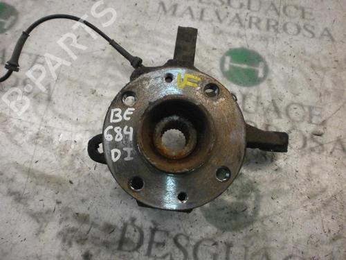 Used Left front steering knuckle Left front steering knuckle RENAULT CLIO II (BB_, CB_) [1998-2016] 3737395 3737395