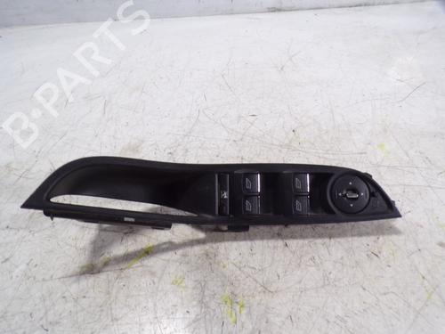 Used Left front window switch Left front window switch FORD FOCUS III 1.0 EcoBoost (125 hp) 8500084 8500084