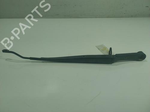 Used Front windshield wiper arm KIA SPORTAGE III (SL) 1.7 CRDi (116 hp) 17968652