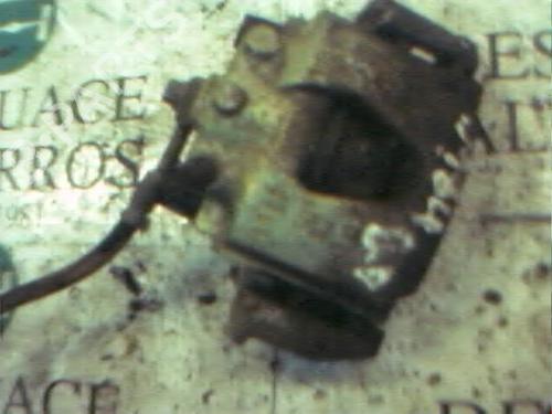 Used Right front brake caliper Right front brake caliper 11555000 11555000