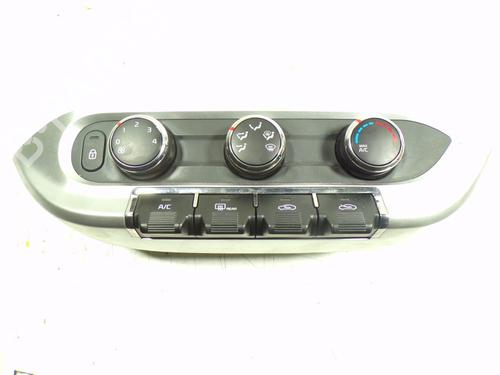 Used Climate control Climate control KIA RIO III (UB) 1.1 CRDi (75 hp) 9194837 9194837