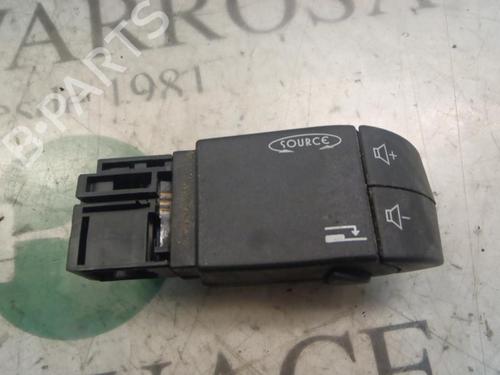 electronic-module-nissan-primastar-van-x83-19-dci-100-2002-3796910 main image