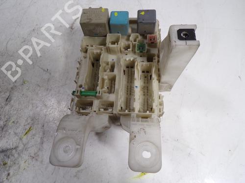 Used Fuse box Fuse box 7666828 7666828