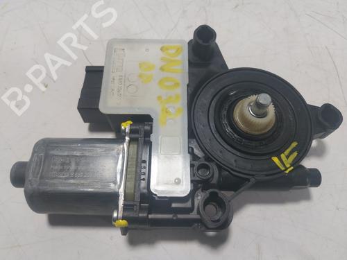 Moteur de lève-vitre avant droit SKODA FABIA III (NJ3) 1.0 (75 hp) 17592506