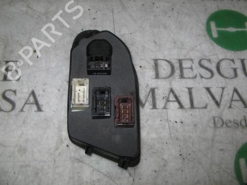 Left front window switch RENAULT SAFRANE I (B54_) 2.2 (B541) | BP3766148I27 