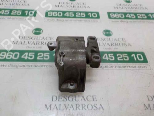 Used Engine mount Engine mount VW TOURAN (1T1, 1T2) 1.9 TDI (100 hp) 9081774 9081774