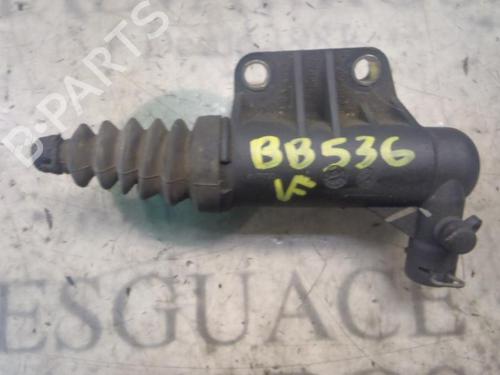 Used Clutch slave cylinder Clutch slave cylinder FIAT GRANDE PUNTO (199_) 1.3 D Multijet (199.AXD11, 199.AXD1A, 199.AXD1B,... (90 hp) 14268455 14268455