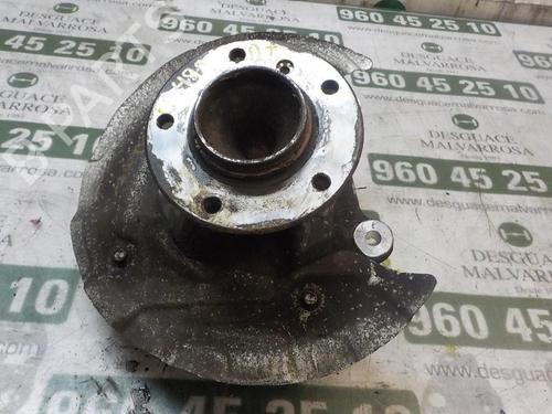 Used Left front steering knuckle BMW 1 (E87) 118 d (143 hp) 3857664