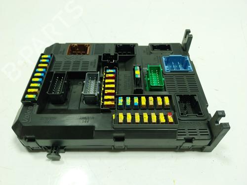 Used Fuse box Fuse box PEUGEOT 2008 I (CU_) 1.2 PureTech 82 (82 hp) 19517846 19517846