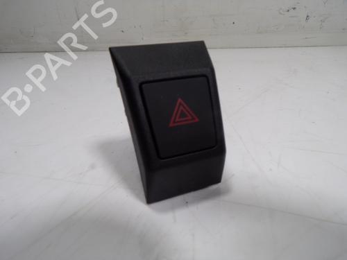 Used Warning switch Warning switch SEAT LEON Sportstourer (KL8, KLD) 1.5 eTSI (150 hp) 13919038 13919038