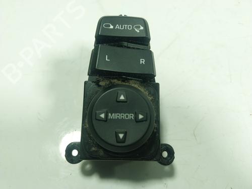 Used Mirror switch Mirror switch HYUNDAI TUCSON (TL, TLE) 1.7 CRDi (116 hp) 17632352 17632352