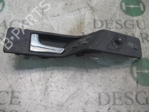 Used Front left interior door handle Front left interior door handle ALFA ROMEO 155 (167_) 2.5 TD (167.A1A, 167.A1G) (125 hp) 4032296 4032296