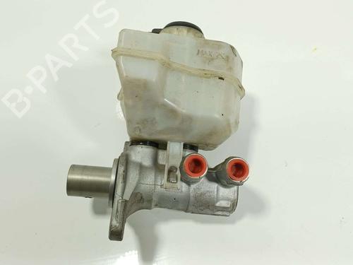 Used Brake master cylinder Brake master cylinder LAND ROVER RANGE ROVER SPORT II (L494) 3.0 SDV6 4x4 (306 hp) 40025545 40025545
