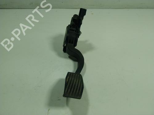 Used Pedal FIAT QUBO (225_) 1.3 D Multijet (225AXE1A, 225CXE1A, 225AXH1A, 225AXL1A,... (95 hp) 16722590