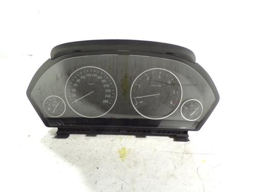 Used Instrument cluster BMW 3 Touring (F31) 325 d (218 hp) 9443936