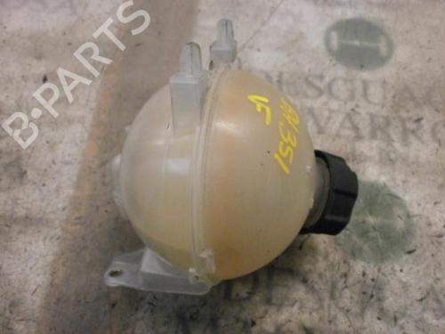 Used Expansion tank PEUGEOT 5008 (0U_, 0E_) 2.0 HDi 150 / BlueHDi 150 (150 hp) 3774056