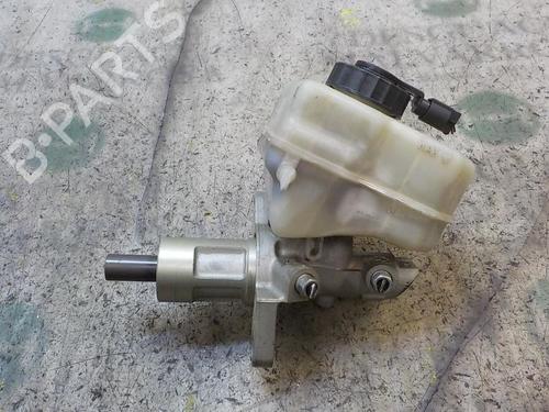 Used Brake master cylinder Brake master cylinder BMW 3 (E90) 320 d (163 hp) 3852977 3852977