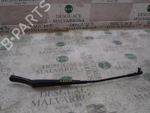 Used Front windshield wiper arm Front windshield wiper arm 3820837 3820837