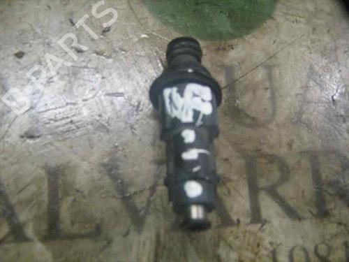 Used Injector SEAT IBIZA II (6K1) 1.4 (60 hp) 3781744