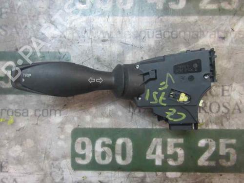 Used Steering column stalk Steering column stalk FORD TRANSIT COURIER B460 Box Body/MPV 1.5 TDCi (75 hp) 4001435 4001435