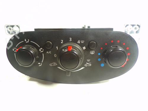 Used Climate control DACIA SANDERO II 1.5 dCi 75 / Blue dCi 75 (B8JW, B8M4, B8AH, B8M7, B8M6) (75 hp) 7666576