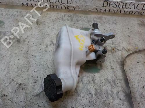 Used Brake master cylinder KIA PRO CEE'D (JD) 1.4 CVVT (100 hp) 4005990