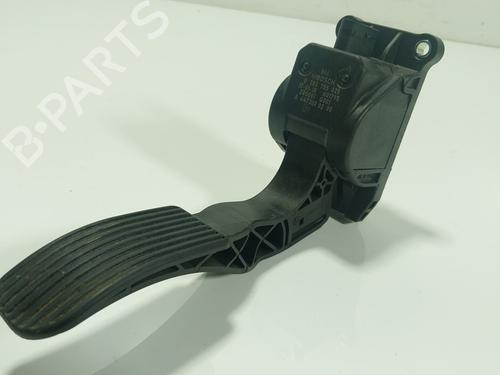 pedal-mercedes-benz-vito-tourer-w447-2014-28518556 main image