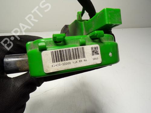 Rear right lock HYUNDAI i40 I (VF) 1.7 CRDi | BP13055439C99 
