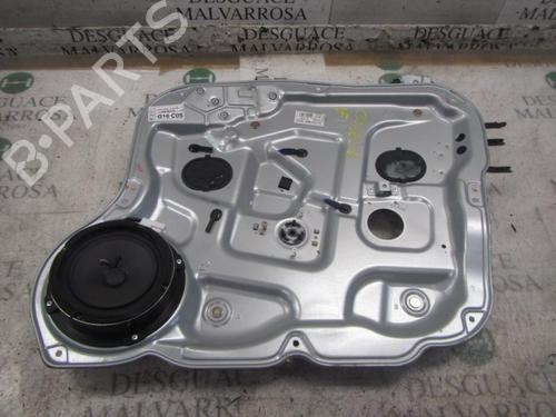 Alzavetro anteriore destra HYUNDAI SANTA FÉ II (CM) 2.2 CRDi GLS (150 hp) 824812B000