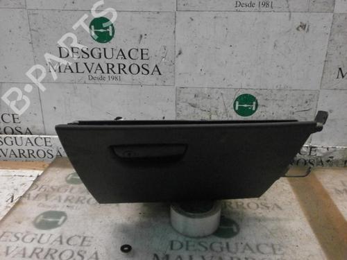 Used Glove box Glove box FIAT STILO (192_) 1.9 JTD (192_XE1A) (115 hp) 3794108 3794108
