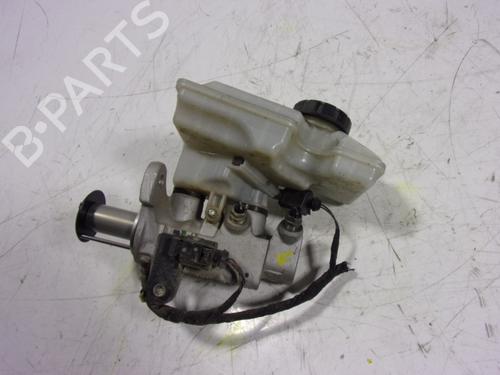 Used Brake master cylinder VW TIGUAN (AD1, AX1) 2.0 TDI (150 hp) 10623850