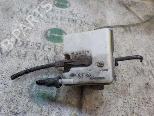 Hovedbremsecylinder CITROËN C4 Picasso I MPV (UD_) 1.6 HDi (109 hp) 3852987