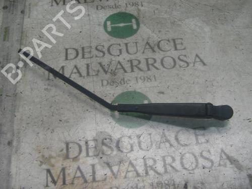 Used Front windshield wiper arm Front windshield wiper arm CITROËN ZX (N2) 1.9 DT (92 hp) 3755163 3755163