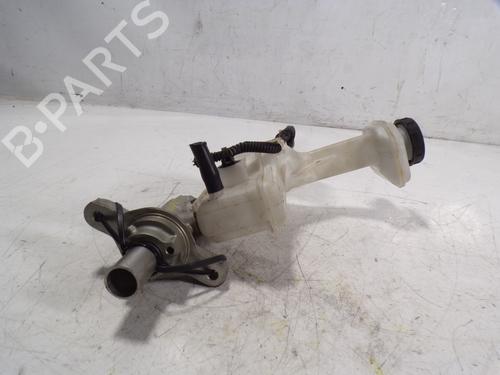 Brake master cylinder NISSAN QASHQAI II (J11, J11_) 1.3 DIG-T | BP9395265M77