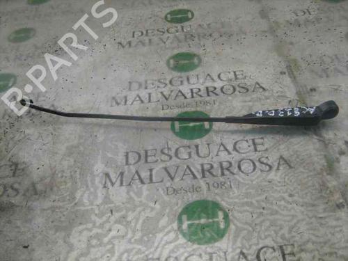 Used Front windshield wiper arm Front windshield wiper arm 3765615 3765615