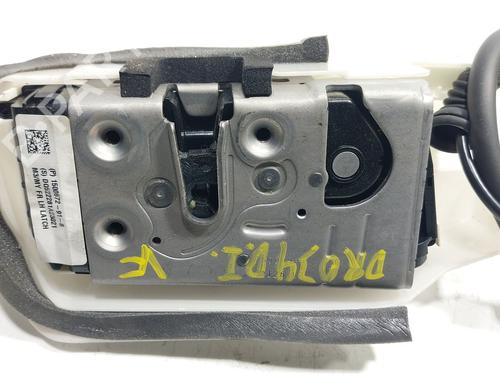 Front left lock TESLA MODEL Y (5YJY) EV | BP36592956C98 - Image 2