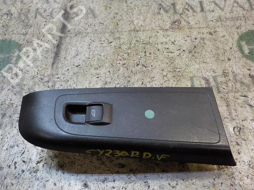 Used Right front window switch FORD TOURNEO COURIER B460 MPV [2014-2025]  4005828