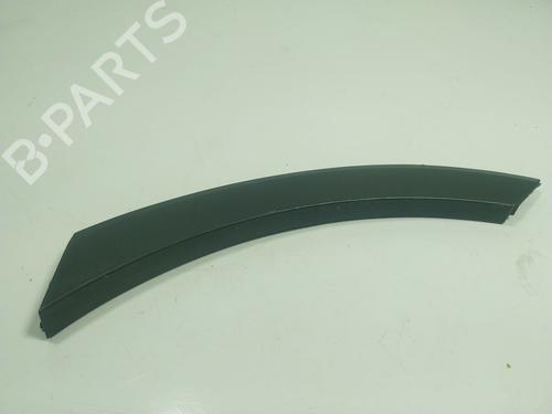 Rear left wheel arch trim KIA SORENTO III (UM) 2.2 CRDi 4WD BP19031197C136