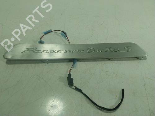 Used Electronic module Electronic module PORSCHE PANAMERA (971) 4.0 Turbo (97AFF1, 97BFF1) (550 hp) 20096105 20096105