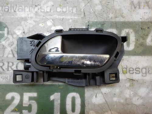 Used Rear left interior door handle Rear left interior door handle PEUGEOT 308 I (4A_, 4C_) 1.6 HDi (90 hp) 3858539 3858539
