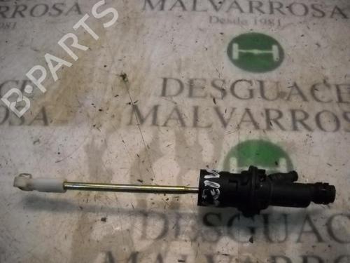 Used Clutch slave cylinder PEUGEOT 307 (3A/C) 2.0 HDi 110 (107 hp) 14266462