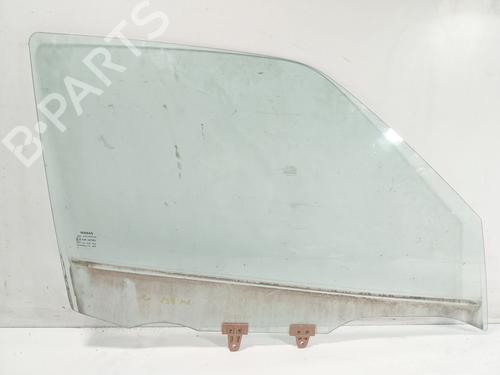 Front right door window NISSAN JUKE (F15) [2010-2019]  17911785