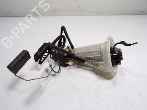 Used Fuel pump BMW 6 (E63) M (507 hp) 15835708