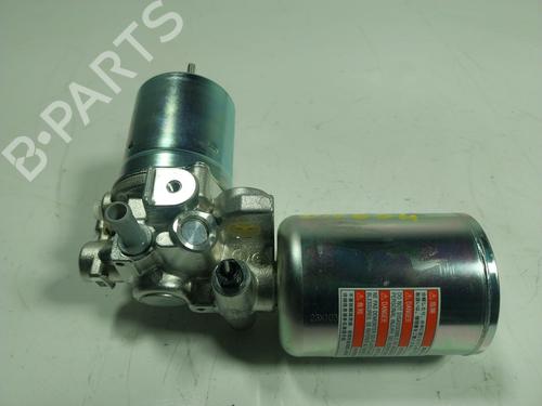 Used Brake master cylinder Brake master cylinder TOYOTA RAV 4 V (_A5_, _H5_) 2.5 Hybrid (AXAH52) (218 hp) 17804426 17804426