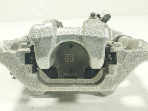 Used Right rear brake caliper TOYOTA YARIS CROSS (MXP_) 1.5 Hybrid (MXPJ10) (116 hp) 28198624